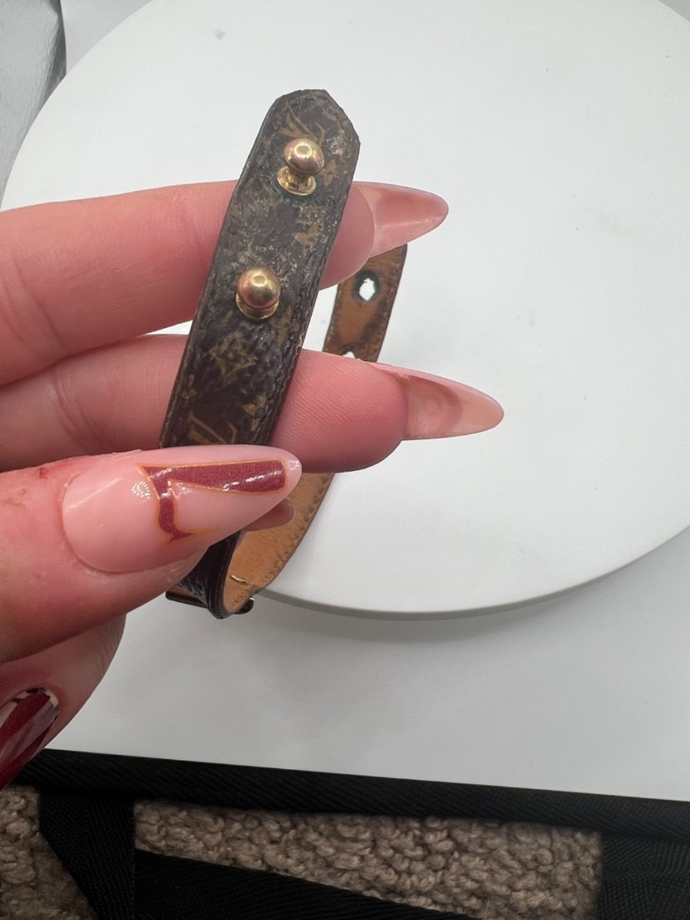 Louis Vuitton Essential V Bracelet Nano with Box, Receipt and Dust Bag - Picture 8 of 14